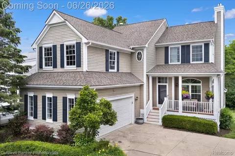 1485 Fountain View Ln, Oxford, MI 48371