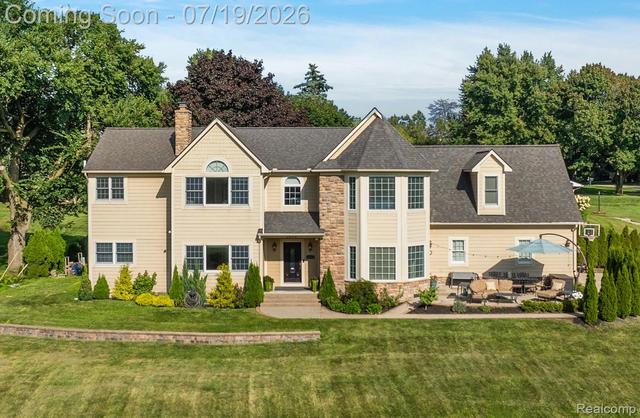 1370 Fieldway Dr, Bloomfield Township, MI 48302