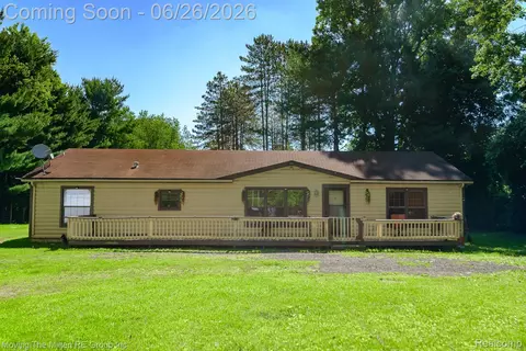 1422 Ridge Rd, Ypsilanti, MI 48198
