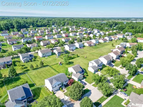 39119 Clocktower Dr, Romulus, MI 48174 photo 32