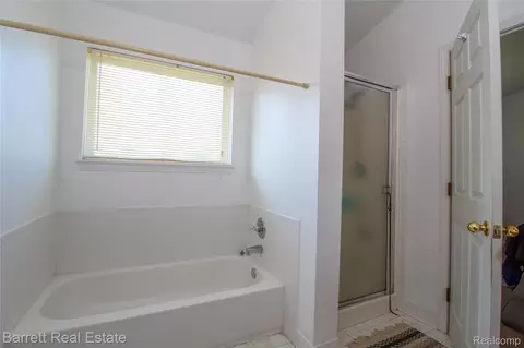 Bath - 39119 Clocktower Dr, Romulus, MI 48174 photo 3 of 4