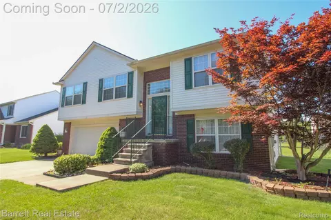 39119 Clocktower Dr, Romulus, MI 48174 photo 12