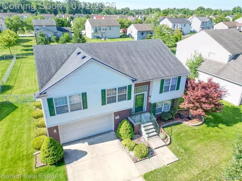 39119 Clocktower Dr, Romulus, MI 48174 photo 17