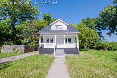 18486 Trinity St, Detroit, MI 48219
