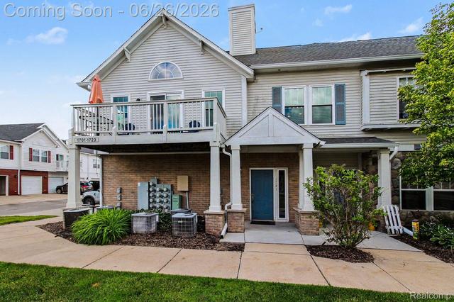 1723 Welland St, Howell, MI 48855
