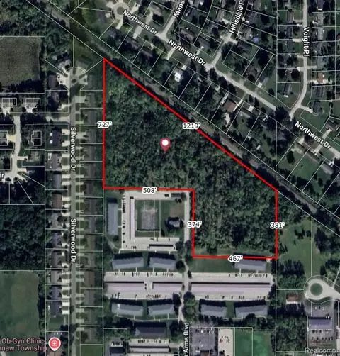 3600 Shattuck Rd, Saginaw, MI 48603