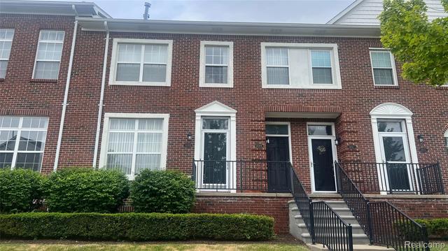 14303 Vauxhall Dr #120, Sterling Heights, MI 48313