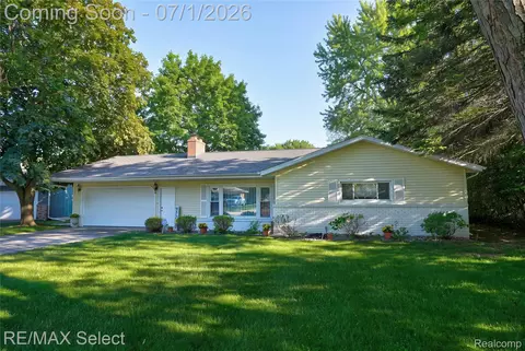 3825 Conklin Dr, Saginaw, MI 48603