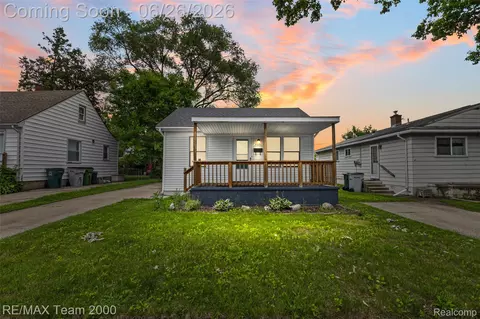 23336 Hoover Ave, Hazel Park, MI 48030
