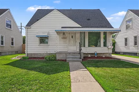 26313 Delton St, Madison Heights, MI 48071
