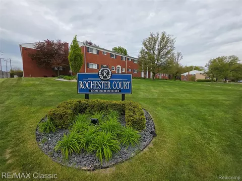 1101 Tienken Ct #206, Rochester Hills, MI 48306