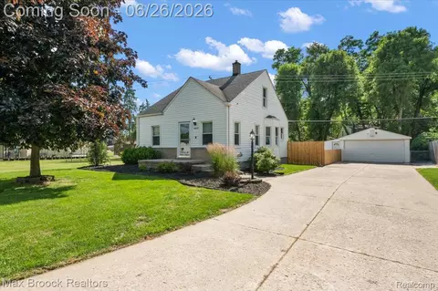48023 Rex St, Shelby Township, MI 48317