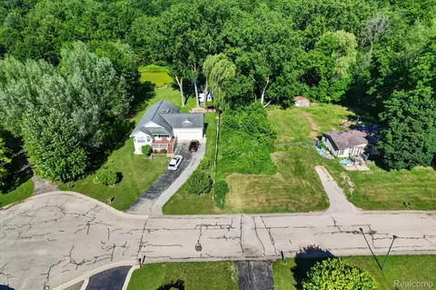 4975 Pleasant Creek Ave NE, Plainfield, MI 49321