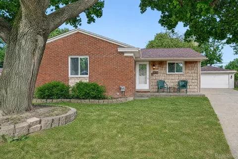 29805 Malvern St, Westland, MI 48185
