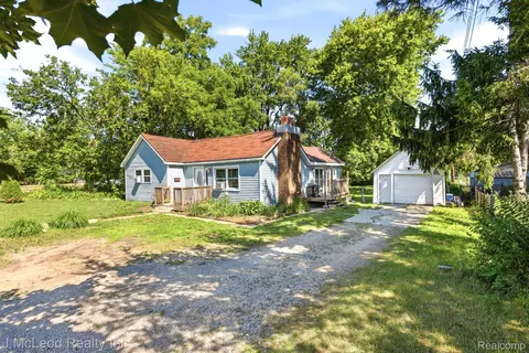 315 Butler St, Vassar, MI 48768