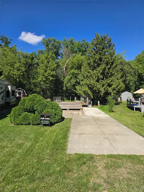 10001 Goodall, Vernon, MI 48429
