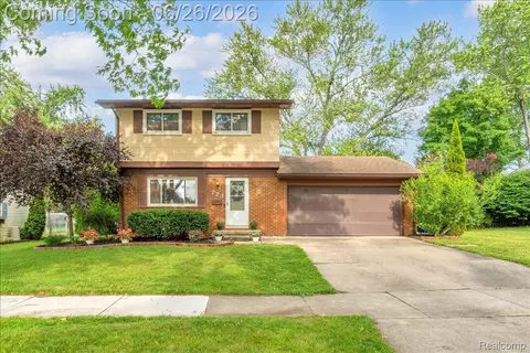 773 Calder Ct, Saline, MI 48176