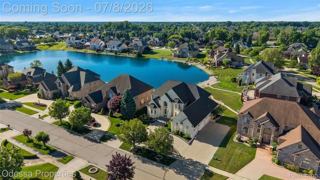 12984 Azure Dr, Shelby Township, MI 48315