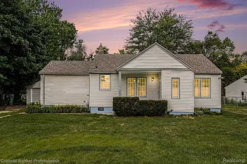 11101 Gold Arbor Rd, Plymouth, MI 48170