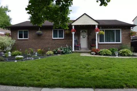 42079 Edenbrooke Dr, Canton, MI 48187