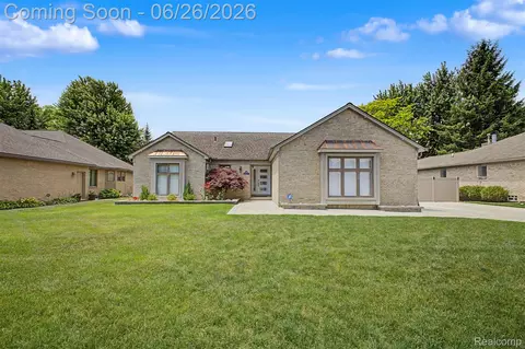 35105 Wellston Ave, Sterling Heights, MI 48312