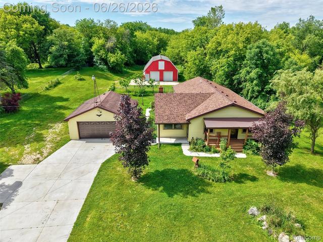5366 E Mount Morris Rd, Mount Morris, MI 48458