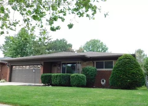 30804 Dover Ave, Warren, MI 48088