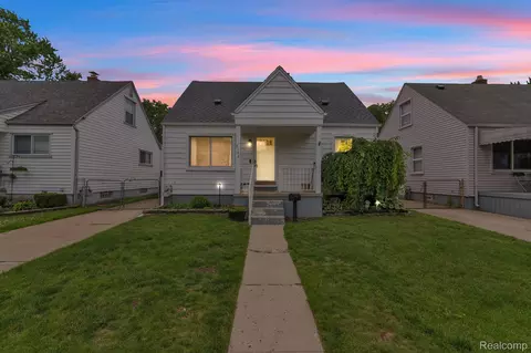 4148 Academy St, Dearborn Heights, MI 48125