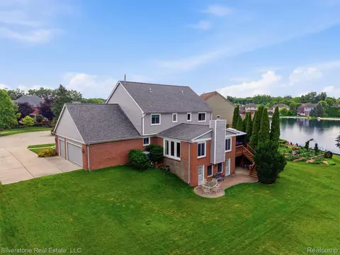 View/Area - 6577 Edith Ct, Troy, MI 48085 photo 4 of 11