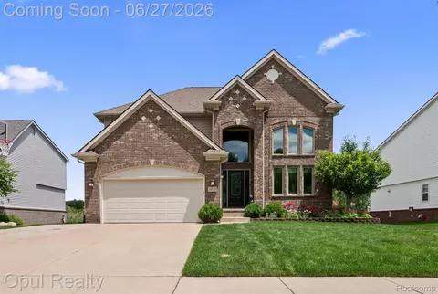 24520 Westchester Dr, Lyon, MI 48178