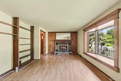 Living - 416 E Maple St, Mason, MI 48854 photo 1 of 4