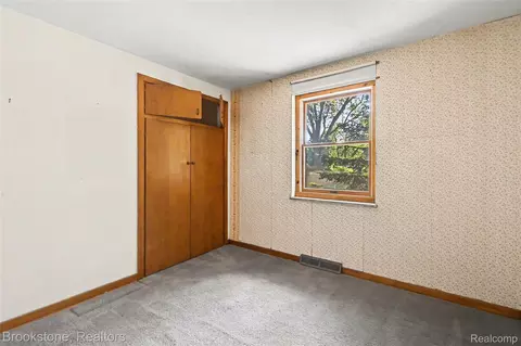 Bedroom - 416 E Maple St, Mason, MI 48854 photo 2 of 3