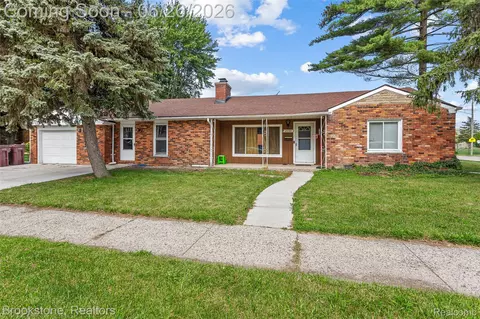 25141 Burt, Center Line, MI 48015
