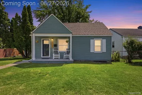 27116 Delton St, Madison Heights, MI 48071