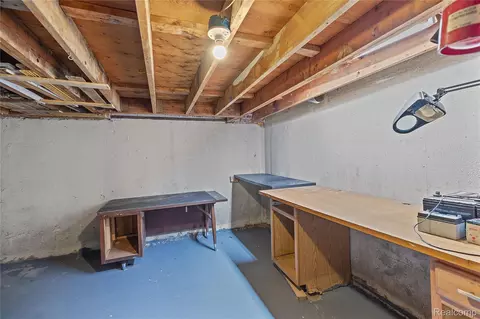 9274 Chamberlain St, Romulus, MI 48174 photo 25