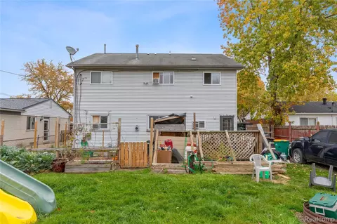 9274 Chamberlain St, Romulus, MI 48174 photo 26