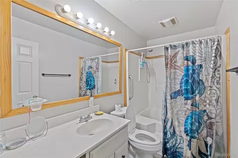9274 Chamberlain St, Romulus, MI 48174 photo 19