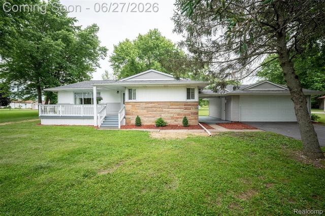 10086 N Lewis Rd, Thetford, MI 48420