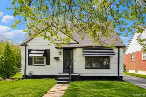 12087 Heyden St, Detroit, MI 48228