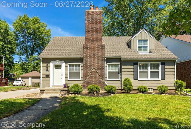 880 Notre Dame St, Grosse Pointe, MI 48230