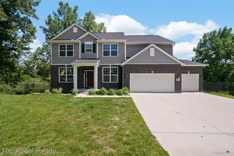 63770 Dequindre Rd, Washington, MI 48095