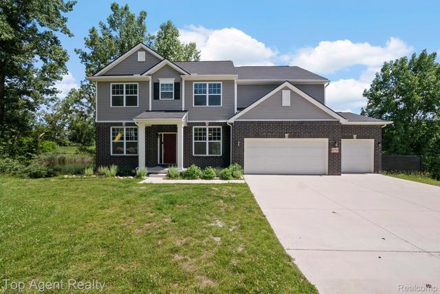 63770 Dequindre Rd, Washington, MI 48095
