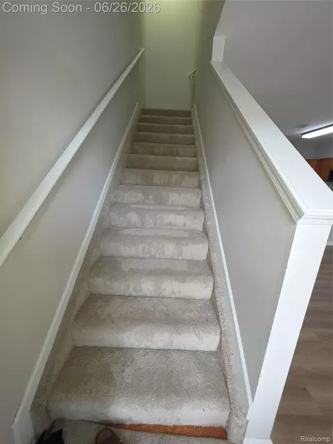 Entry Way - 4065 Radcliff Dr, Canton, MI 48188 photo 2 of 4