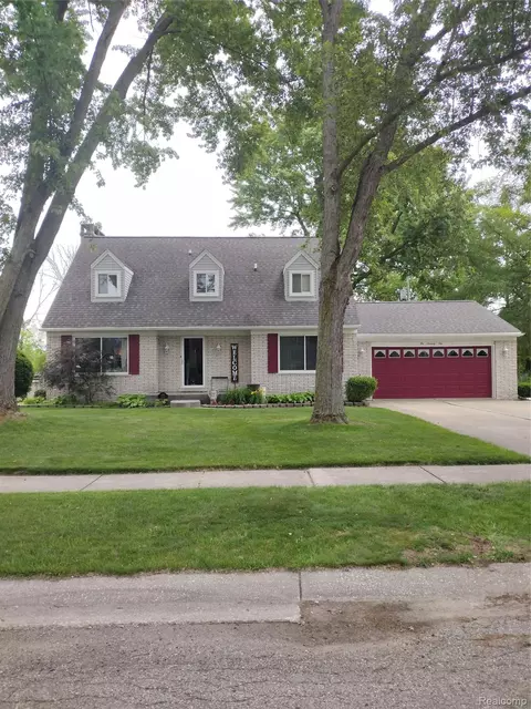 675 Montana St, Marysville, MI 48040