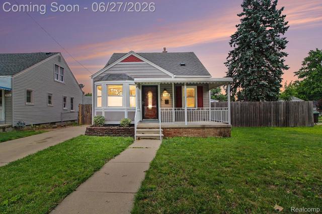 7785 Huron St, Taylor, MI 48180