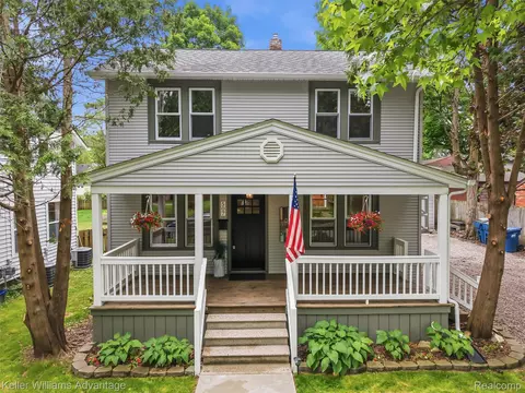 507 North St, Holly, MI 48442