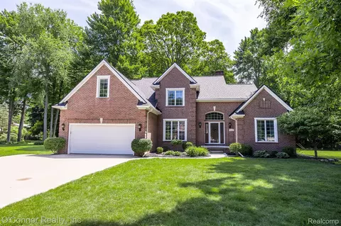3239 Turnberry, Port Huron, MI 48060