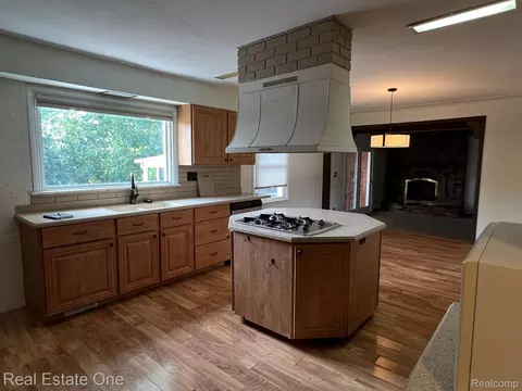 Kitchen - 50590 Card Rd, Macomb, MI 48044 photo 1 of 2