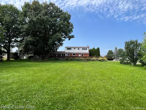 Exterior - 50590 Card Rd, Macomb, MI 48044 photo 7 of 8