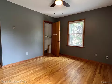 Bedroom - 50590 Card Rd, Macomb, MI 48044 photo 2 of 5